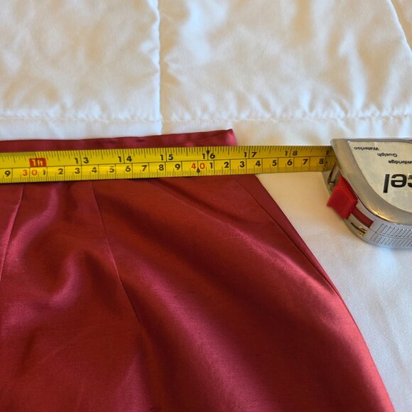 Dana Buchman 100% silk skirt NWT Red/rust colour. Size 14 - Picture 7 of 7